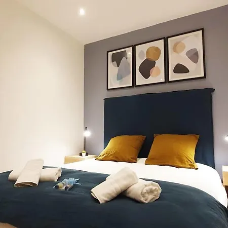 Appartement Modern Chic 60m² Prox Transports & Commerces
